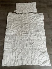 Kinderbettdecke + Kissen